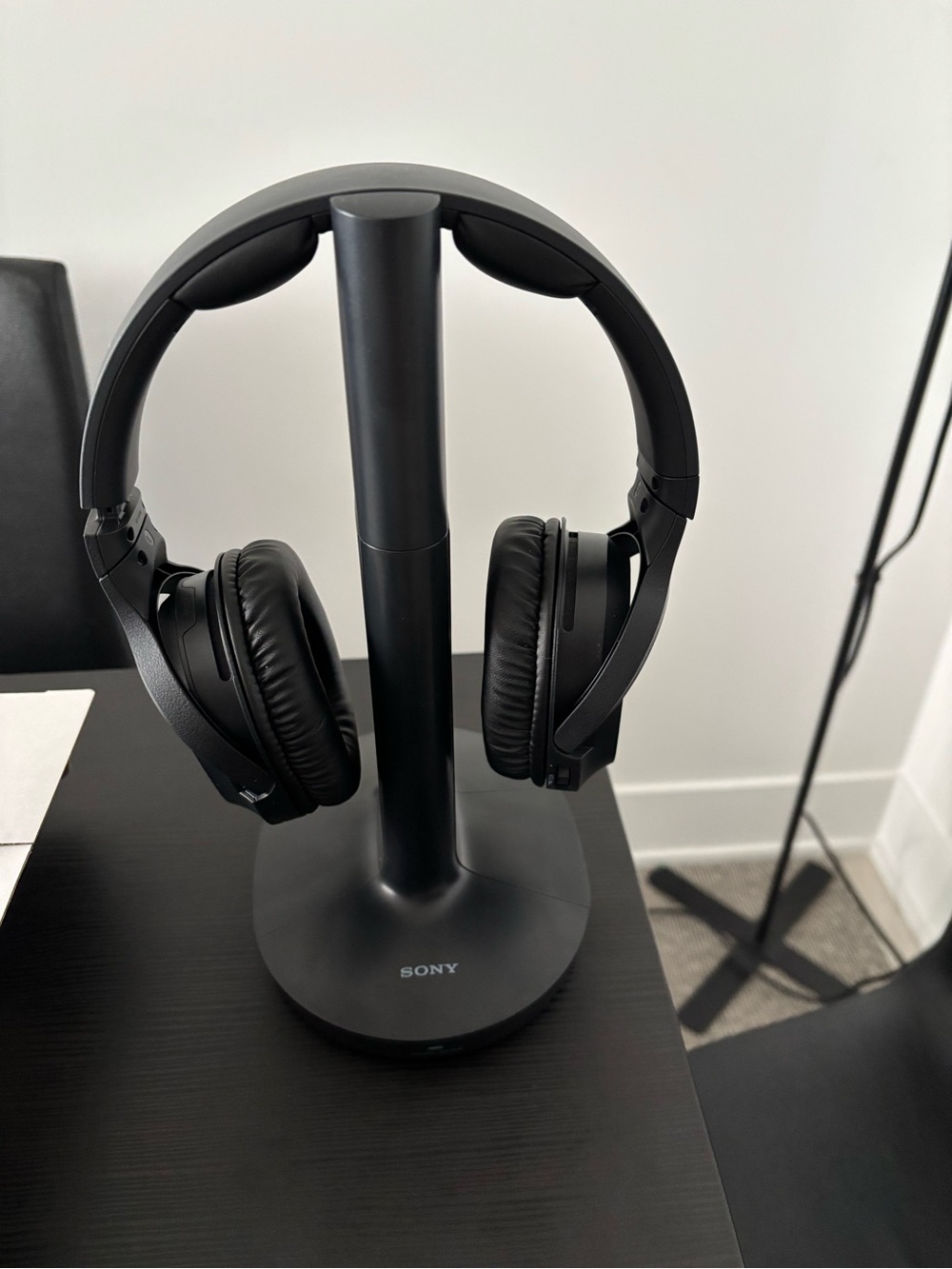 Used- like New Sony WH-RF400 Wireless Stereo Headphone System